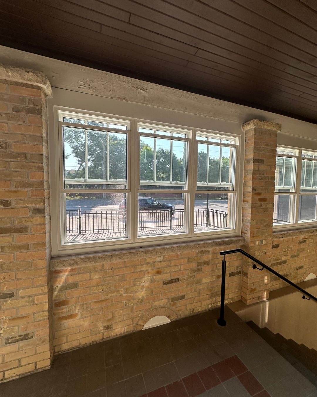 Modern Hung Windows in Toronto home – energy-efficient vinyl design with easy tilt cleaning and smooth operation.